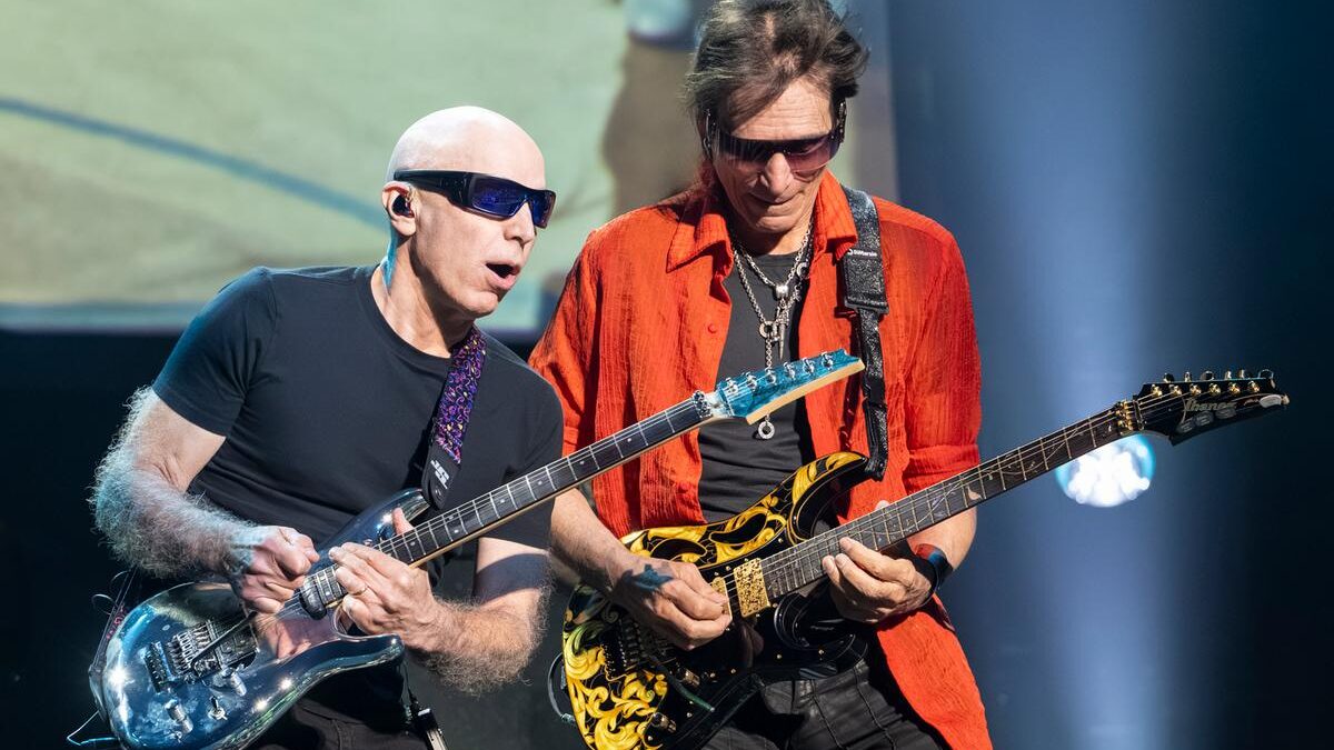 Joe Satriani e Steve Vai detalham álbum “SatchVai” e processo colaborativo