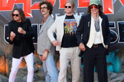 The Darkness lança música tema dos anos 80 para o filme “Masters Of The Universe”