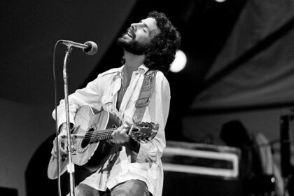 Como Rick Wakeman ajudou Cat Stevens em 1972