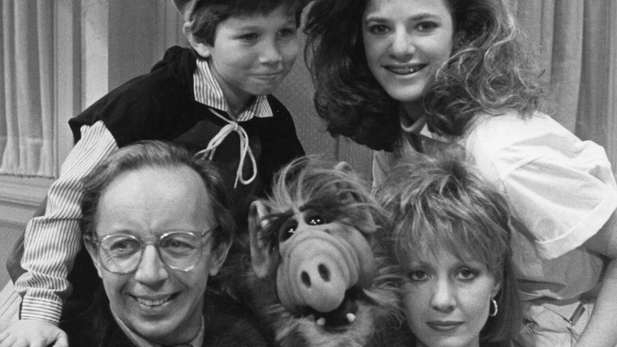 ALF. From ‘’ to Other Classic TV Favorites, Only One Cast Member Is Still Alive