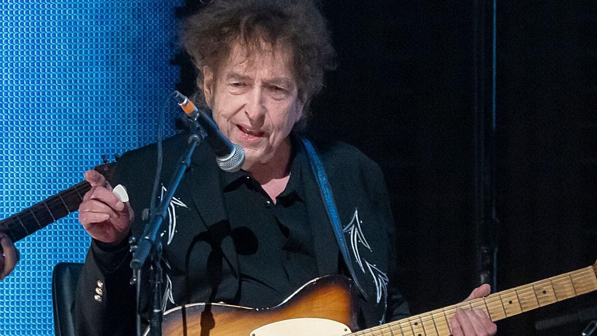 Ex-guitarrista de Bob Dylan se pronuncia sobre sua saída da banda