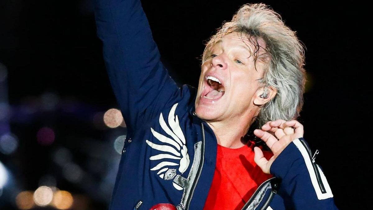 Jon Bon Jovi confirma recuperação vocal e retorno do Bon Jovi aos palcos em julho