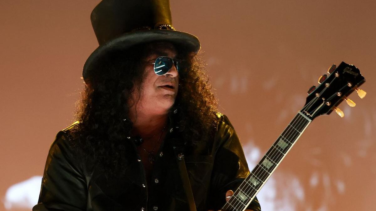 Guns N’ Roses toca “Think About You” pela primeira vez desde 2006