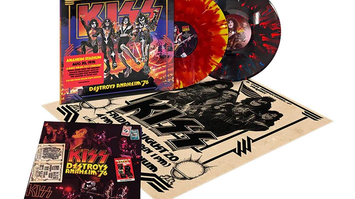 Kiss lança álbum ao vivo do histórico show de 1976 em Anaheim