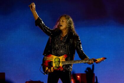 Kirk Hammett, do Metallica, critica música pop e composição moderna após polêmica com camiseta de Taylor Swift