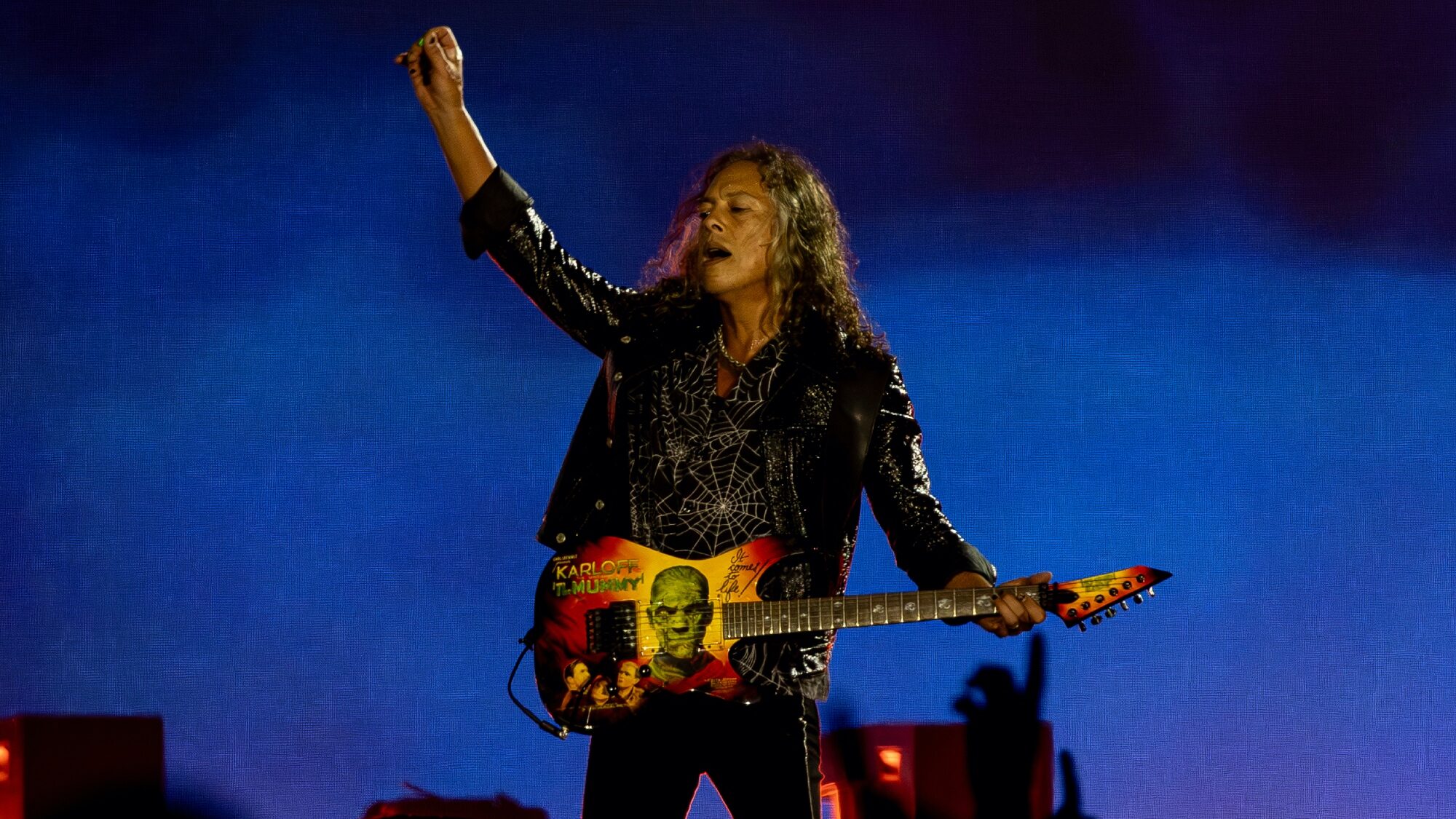 Kirk Hammett, do Metallica, critica música pop e composição moderna após polêmica com camiseta de Taylor Swift
