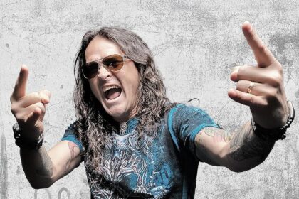 Aquiles Priester é batizado na Califórnia
