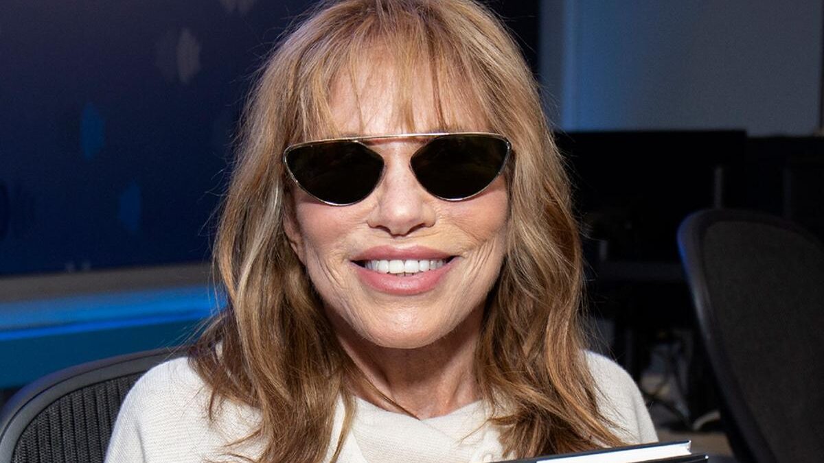 Carly Simon revela diagnóstico de doença de Parkinson