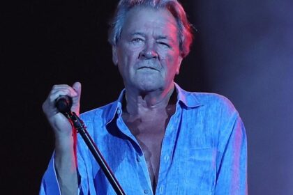 Ian Gillan revela “influências externas” que causaram sua saída do Deep Purple em 1973