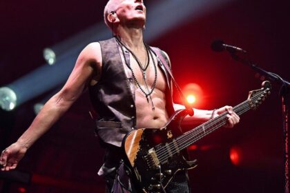 Def Leppard: Joe Elliott promete álbum ‘chocante’ e variado para 2027