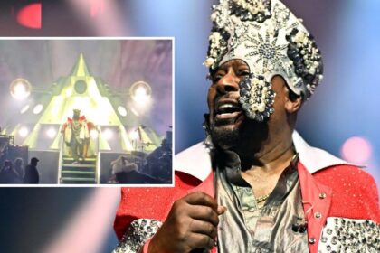 George Clinton estreia nova nave-mãe 50 anos após a original