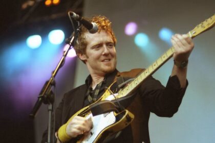 Glen Hansard, vencedor do Oscar, morre aos 56 anos em acidente de moto