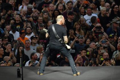 Metallica presta homenagem a Ozzy Osbourne em show final da turnê M72