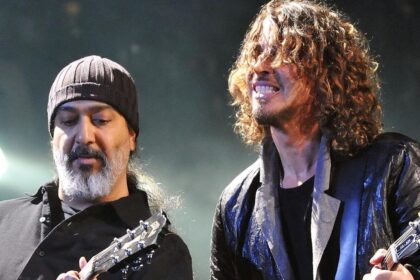 Soundgarden se apresenta no intervalo da NFL com Mike McCready e Taylor Momsen