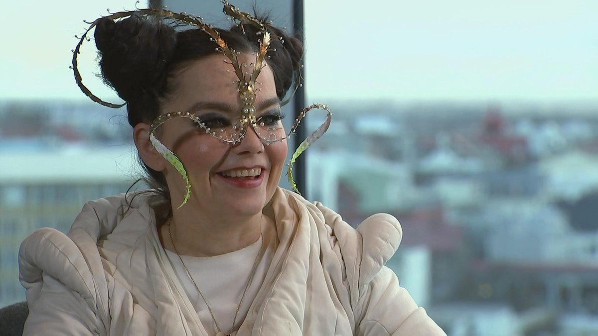 Björk escreve música inspirada em Clarice Lispector