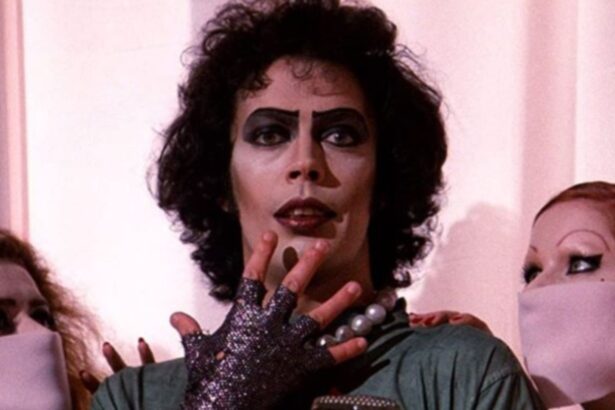 Tim Curry, astro de Rocky Horror Picture Show, morre aos 80 anos Foto: Reprodução