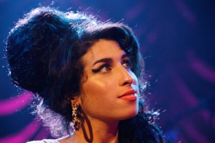Amy Winehouse celebra 20 anos de “Back To Black” com relançamento de luxo