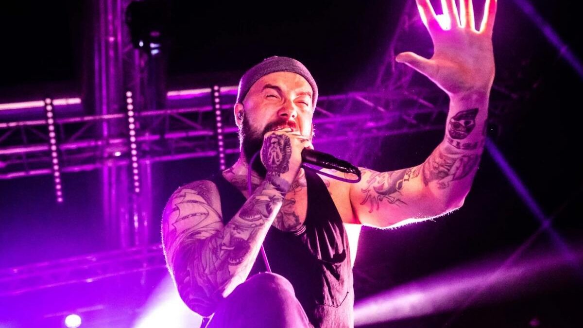 Jake Luhrs, do August Burns Red, revela Post Malone como colaborador dos sonhos