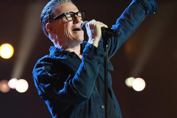 Bryan Adams. Extends ‘Roll With the Punches’ Tour Dates Into 2027