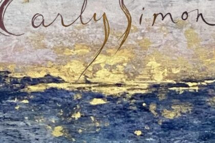 Carly Simon lança “Comes in Waves”, seu primeiro álbum de inéditas em 18 anos