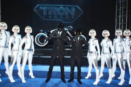 Thomas Bangalter, do Daft Punk, descreve trilha de “Tron: Legacy” como “deprimente”