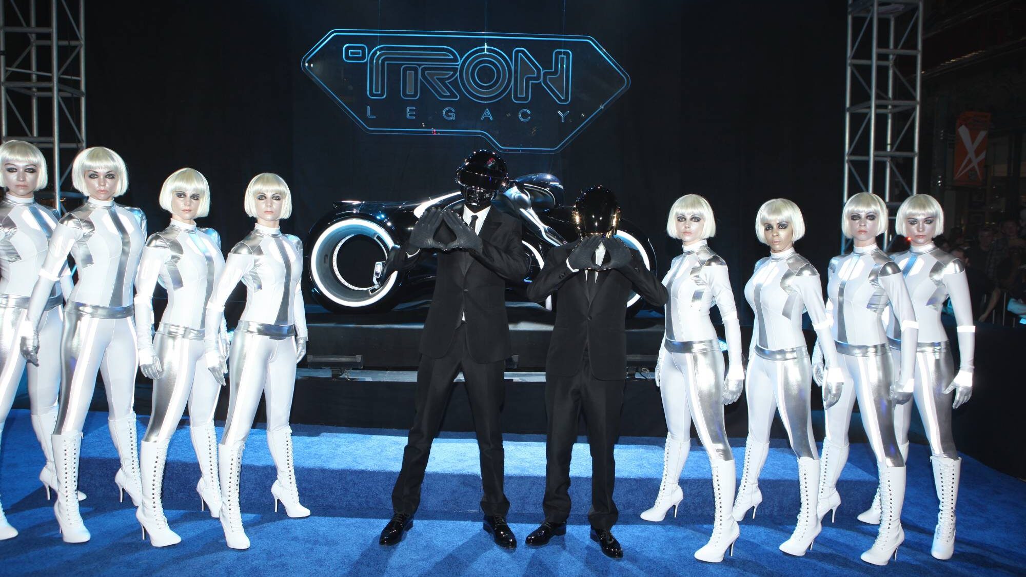 Thomas Bangalter, do Daft Punk, descreve trilha de “Tron: Legacy” como “deprimente”