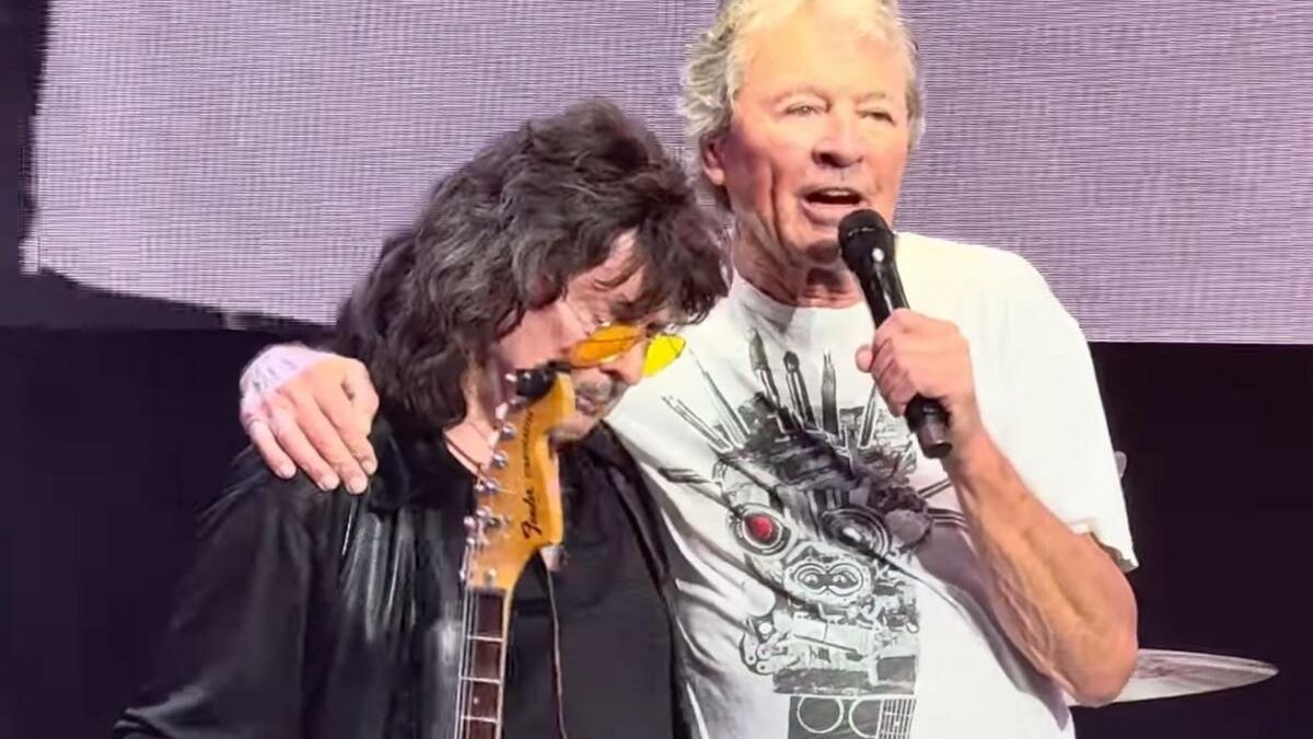 Ritchie Blackmore detalha reencontro “muito emocionante” com o Deep Purple
