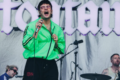 Fontaines D.C. revela título do novo álbum, “Dopamine Chamber”