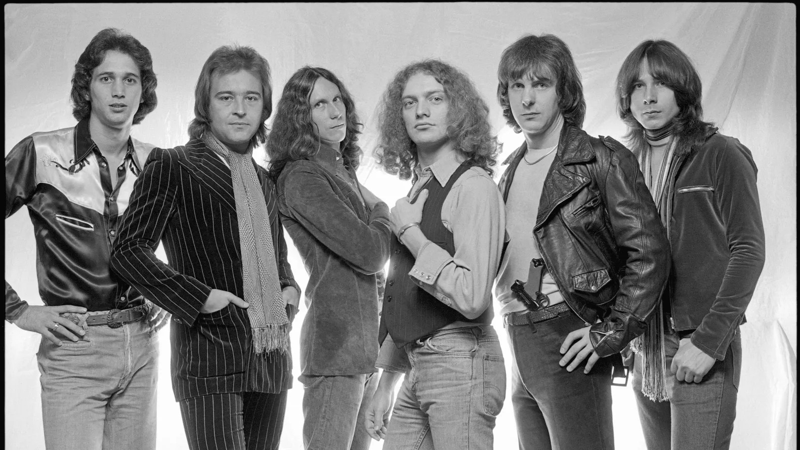 Foreigner lança faixa inédita de Head Games com Peter Frampton
