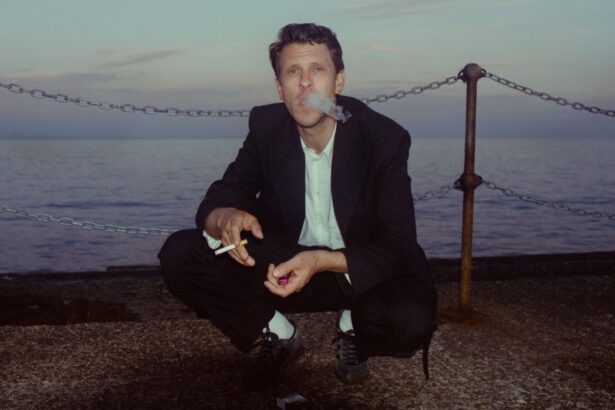 Jamie T. Tom Beard