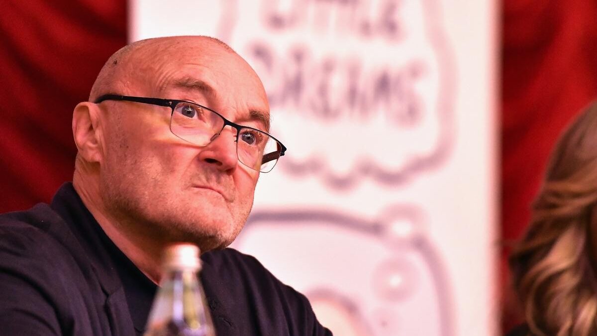 Phil Collins revela que quase morreu em 2024 devido a problemas com álcool