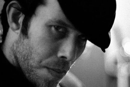 Tom Waits anuncia relançamento em vinil de “Small Change” com imagens de arquivo raras