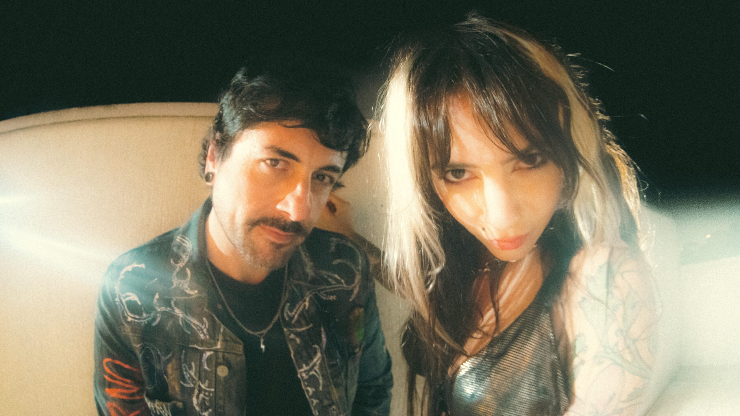 Dizturbia lança single duplo e anuncia primeiro álbum