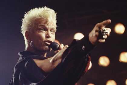 3 músicas New Wave de 1990 que tentaram manter os anos 80 vivos