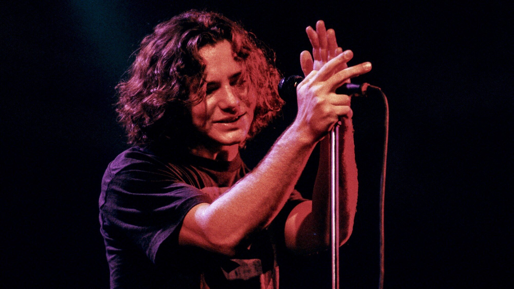 3 Músicas de Rock dos Anos 90 Que Não Têm Medo de Serem Brutalmente Honestas