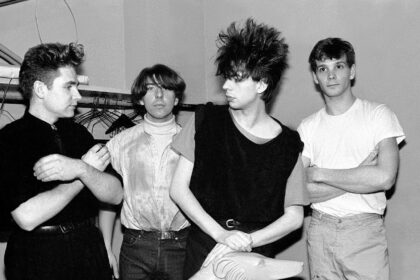 3 singles clássicos dos anos 80 que ainda soam frescos décadas depois