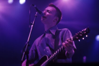 3 singles clássicos dos anos 90 que ainda soam atuais décadas depois