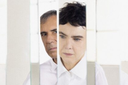 Arnaldo Antunes e Adriana Calcanhotto lançam álbum e turnê “Vice-Versa”