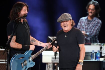Foo Fighters abre show do AC/DC e Dave Grohl brinca com possibilidade de turnê conjunta