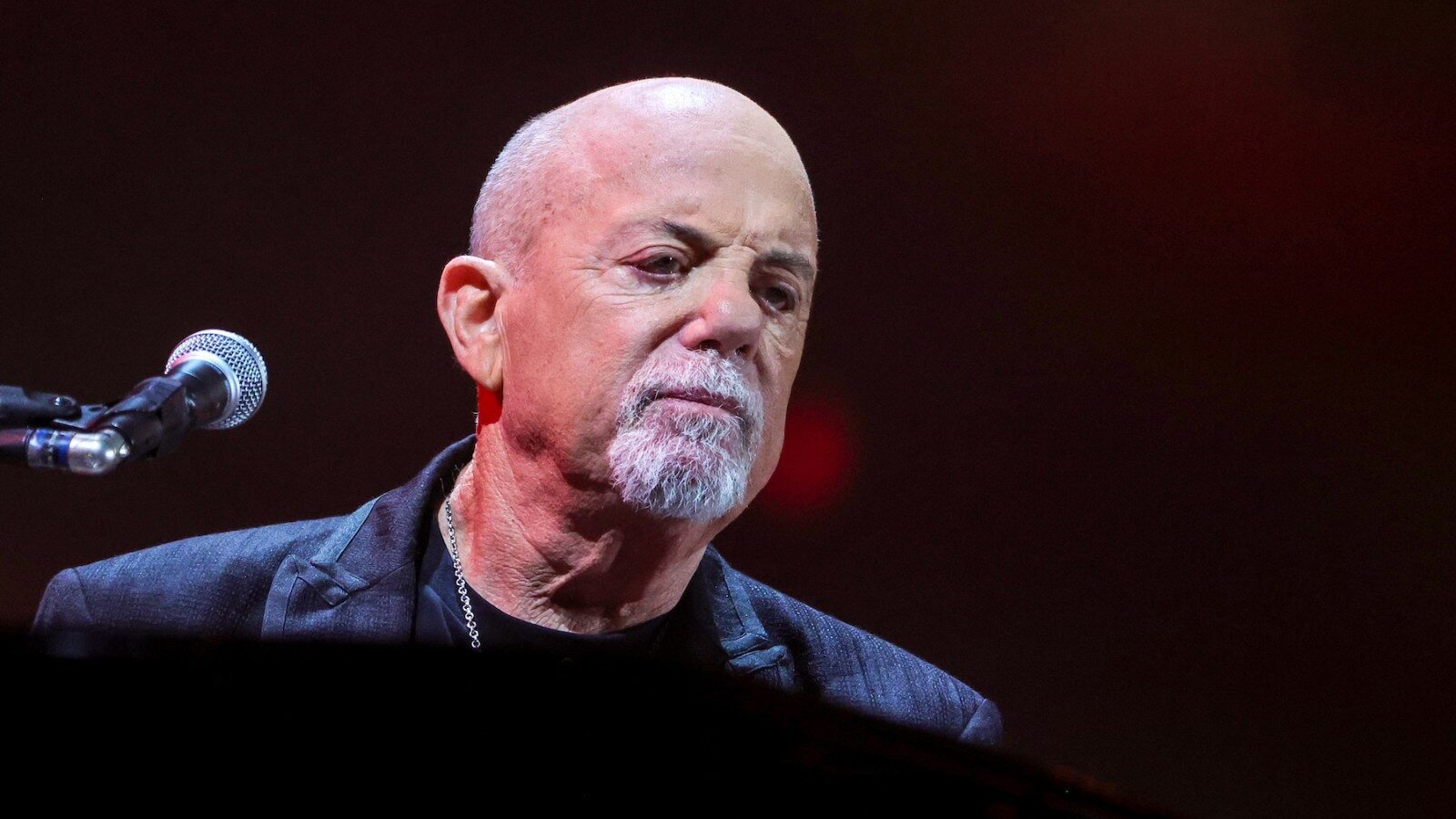 Billy Joel revela que shows ao vivo estavam ‘causando danos aos nervos do meu cérebro’