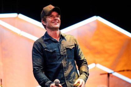 Brandon Flowers revela qual música solo poderia ter sido um grande sucesso do The Killers