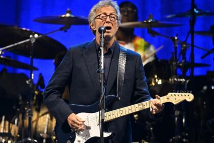 Eric Clapton toca música rara pela primeira vez em mais de 50 anos em Detroit