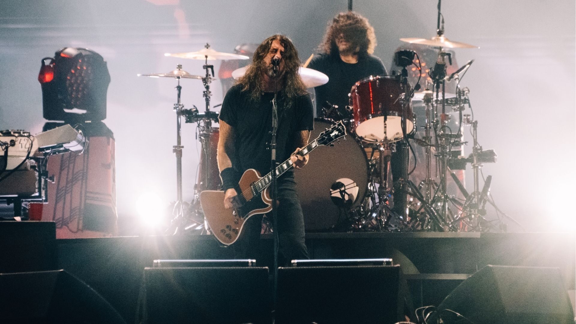 Foo Fighters: show no Rock in Rio 2026 prova que o caos ainda é combustível
