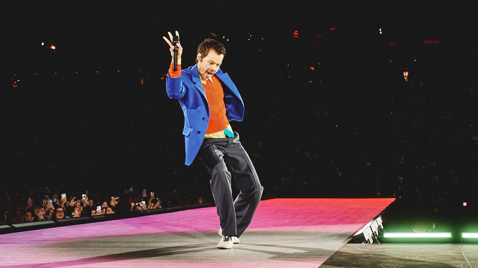 Harry Styles anuncia datas da turnê de estádios “Together, Together” em 2027