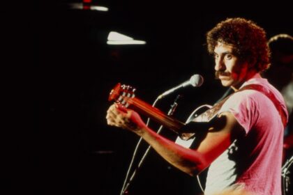 A história real por trás de “Bad, Bad Leroy Brown”, o primeiro single nº 1 de Jim Croce
