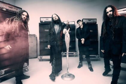 Korn aparentemente finaliza gravação de novo álbum, diz técnico de bateria