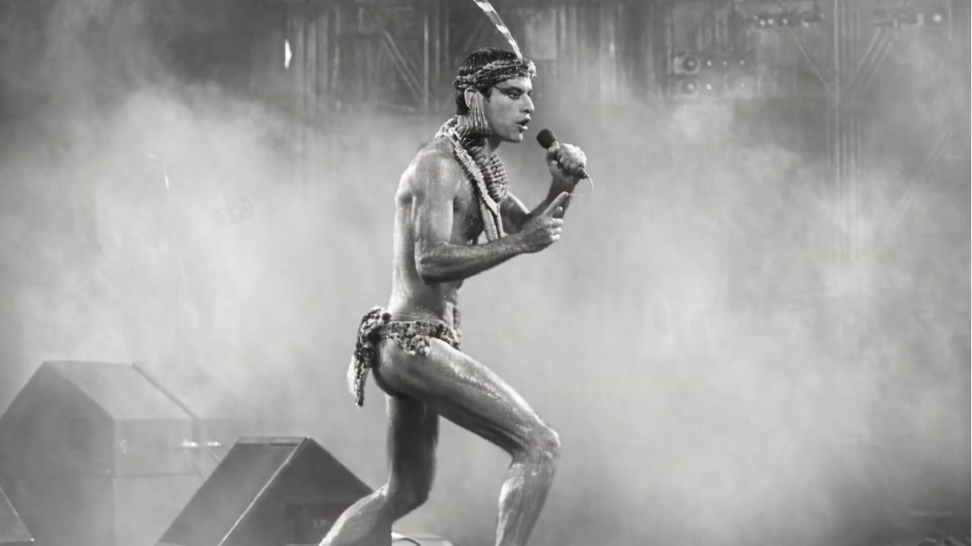 Johnnie Walker celebra Ney Matogrosso e seu ‘primeiro passo’ no Rock in Rio de 1985