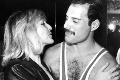 As últimas palavras de Freddie Mercury para sua companheira de longa data, Mary Austin
