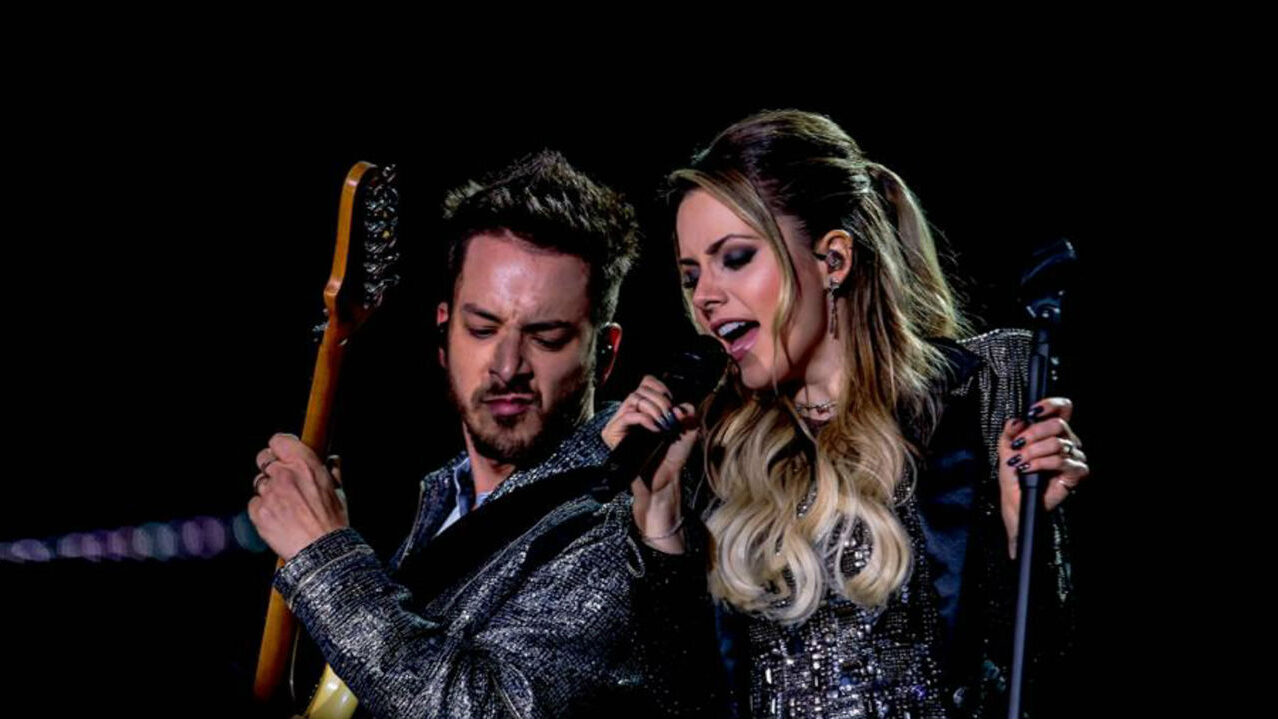 Sandy e Junior publicam anúncio misterioso nas redes sociais para 2027