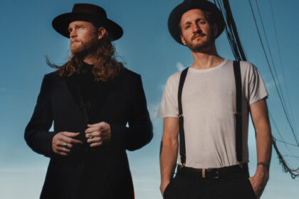 The Lumineers lança “Isabelle fly” em coletânea de 25 anos da Dualtone Records